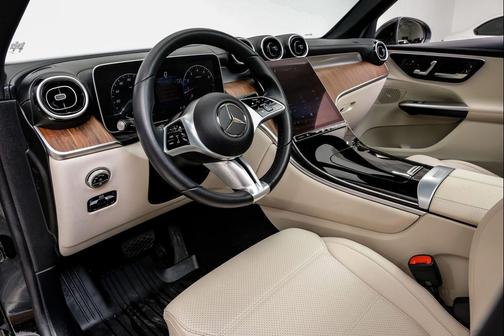 2024 Mercedes-Benz GLC 300 4MATIC