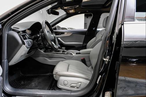 2023 Audi A4 45 S line Premium Plus
