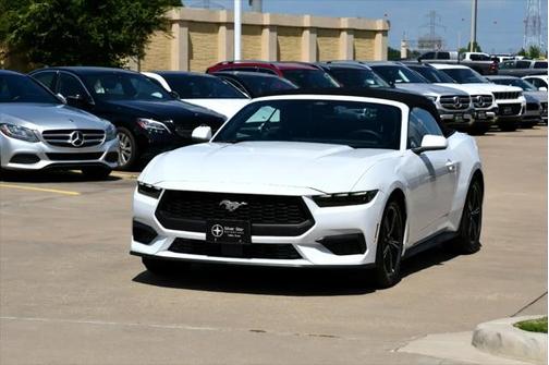 2025 Ford Mustang EcoBoost