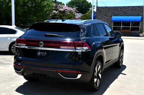 2024 Volkswagen Atlas Cross Sport 2.0T SE w/Technology