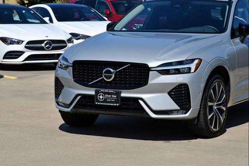 2025 Volvo XC60 B5 AWD Plus