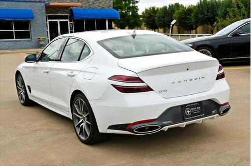 2024 Genesis G70 2.5T RWD