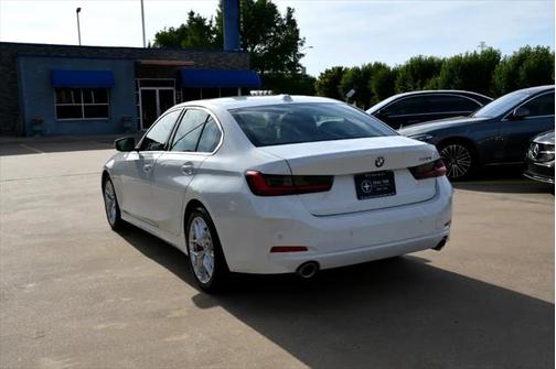 2025 BMW 330 i