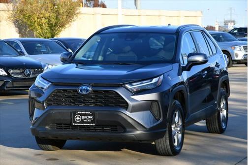 2024 Toyota RAV4 Hybrid XLE