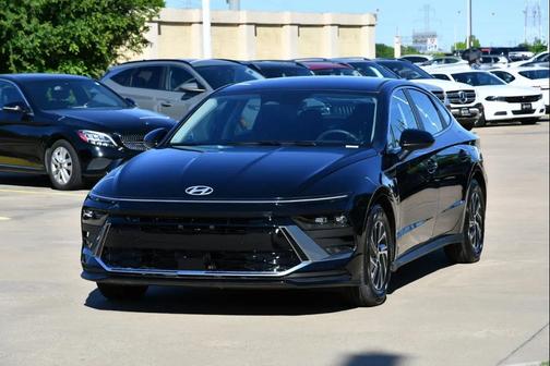 Black 2026 Hyundai SONATA Hybrid Base