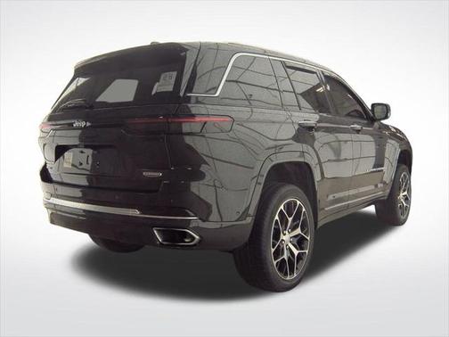 2023 Jeep Grand Cherokee 4xe Summit Reserve