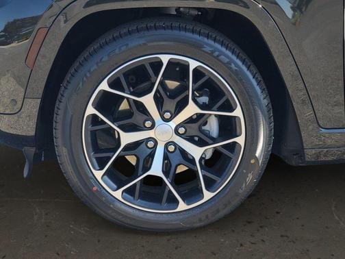 2023 Jeep Grand Cherokee 4xe Summit Reserve