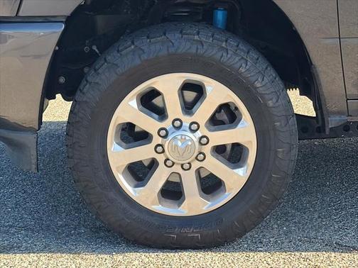 2020 RAM 2500 Big Horn Crew Cab 4X4 6'4' Box
