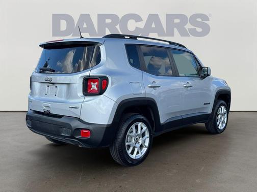 Glacier Metallic Clearcoat 2019 Jeep Renegade Latitude