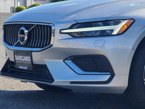 2022 Volvo S60 Recharge Plug-In Hybrid T8 Inscription