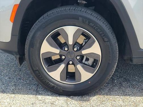 2023 Jeep Grand Cherokee 4xe Base