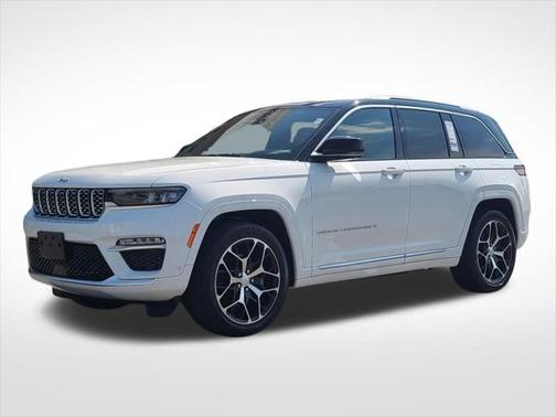 2022 Jeep Grand Cherokee Summit