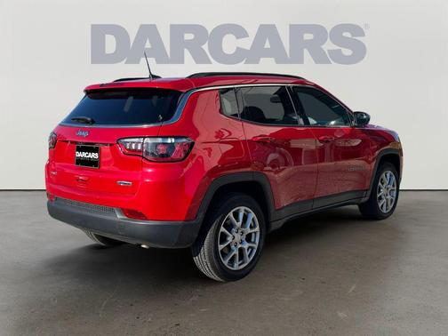 2023 Jeep Compass Latitude Lux