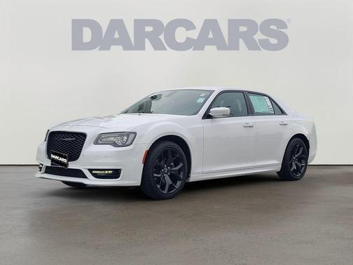 2022 Chrysler 300 Touring