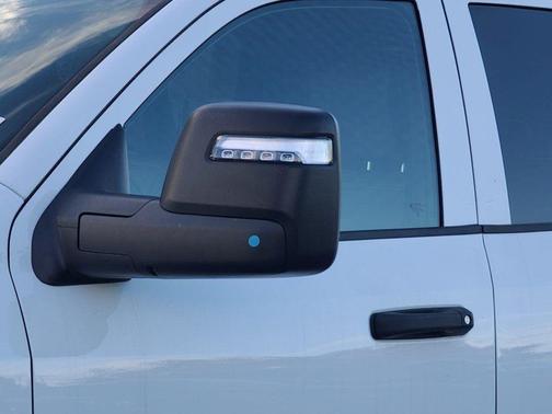 2024 RAM 2500 Tradesman Crew Cab 4x4 8' Box