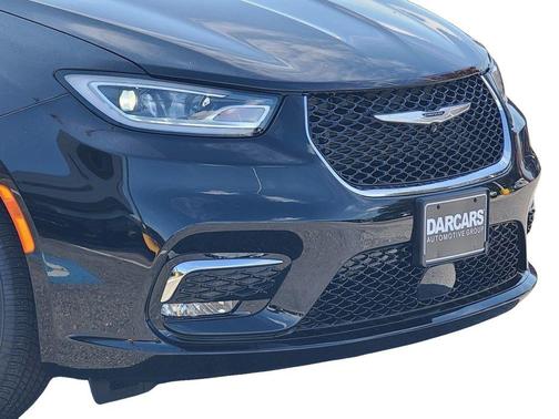 2025 Chrysler Pacifica L