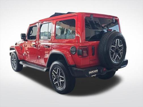 2025 Jeep Wrangler 4-Door Sahara 4x4