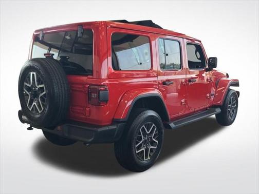 2025 Jeep Wrangler 4-Door Sahara 4x4