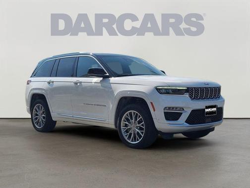 2022 Jeep Grand Cherokee Summit