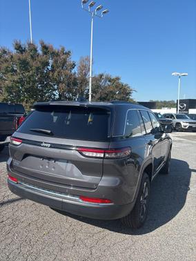 2024 Jeep Grand Cherokee 4xe Base
