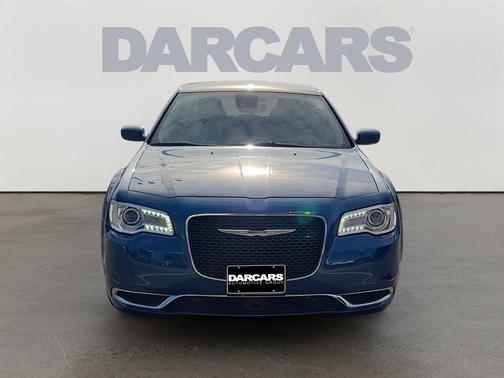 2023 Chrysler 300 Touring