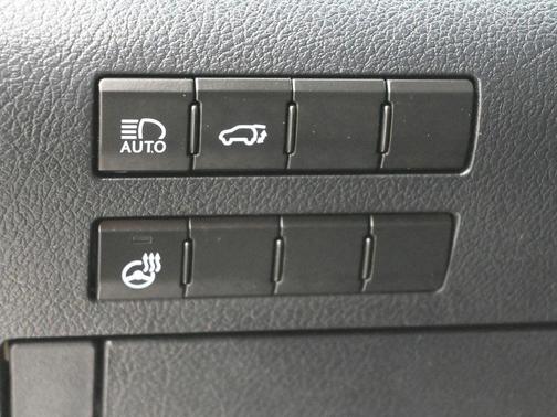 White 2018 Lexus RX 350L Premium