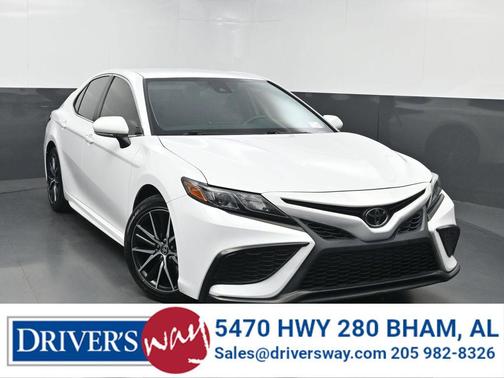 Ice Cap 2023 Toyota Camry SE