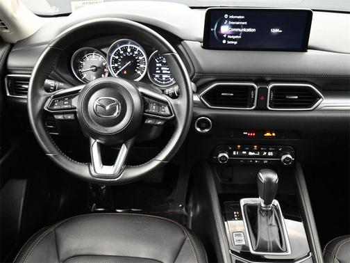 2022 Mazda CX-5 2.5 S Preferred Package