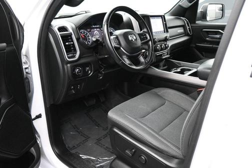 Bright White Clearcoat 2022 RAM 1500 Big Horn/Lone Star