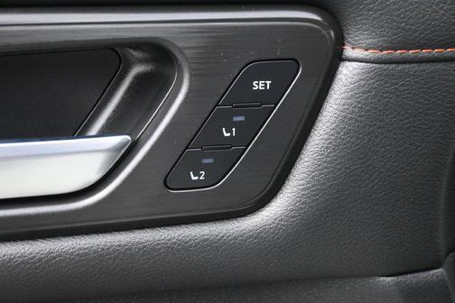 Aspen White Tricoat 2026 Nissan Armada PRO-4X