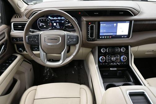 Pearl Beige Metallic 2021 GMC Yukon Denali