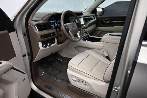Pearl Beige Metallic 2021 GMC Yukon Denali