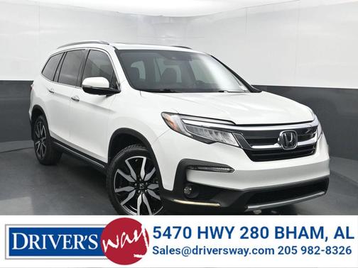 2022 Honda Pilot Touring 8-Passenger