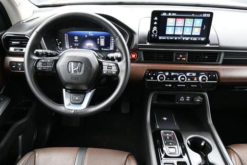 Platinum White Pearl 2024 Honda Pilot Elite