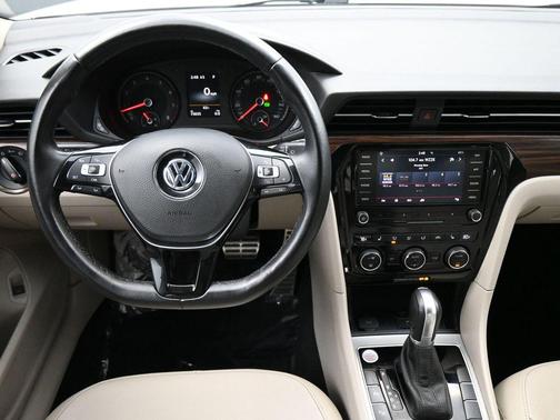 2020 Volkswagen Passat 2.0T SE