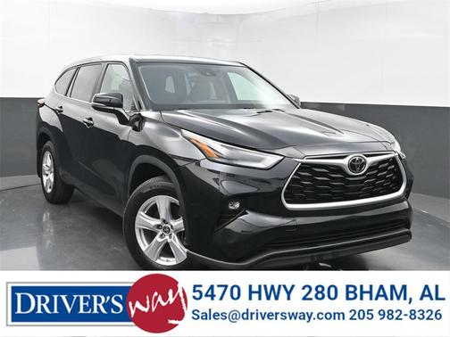 2023 Toyota Highlander LE