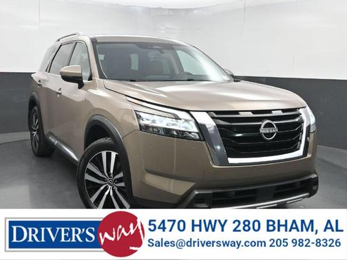 Baja Storm 2024 Nissan Pathfinder Platinum FWD