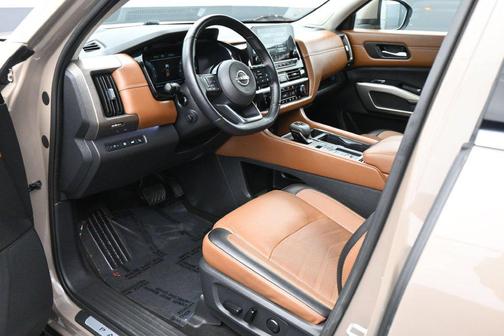Baja Storm 2024 Nissan Pathfinder Platinum FWD