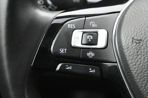 Pure White 2019 Volkswagen Jetta 1.4T SEL Premium