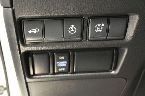 Aspen White 2023 Nissan Armada SL