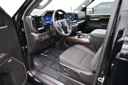 Black 2024 Chevrolet Silverado 1500 RST