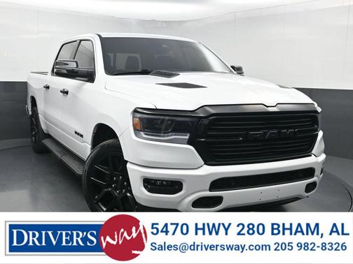 Bright White Clearcoat 2023 RAM 1500 Laramie
