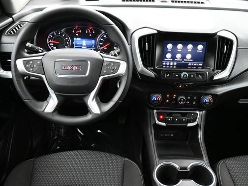 Cayenne Red 2022 GMC Terrain SLE