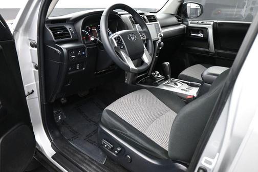 Classic Silver Metallic 2020 Toyota 4Runner SR5