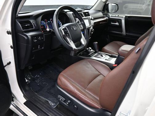 Blizzard Pearl 2016 Toyota 4Runner Limited