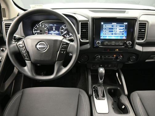 Glacier White 2022 Nissan Frontier SV