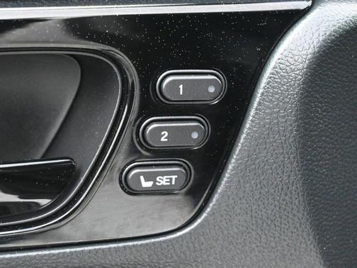 Platinum White Pearl 2024 Honda Odyssey Touring