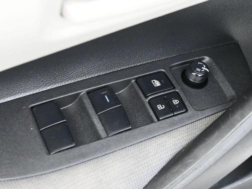 Ice Cap 2023 Toyota Corolla LE