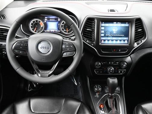 2022 Jeep Cherokee Trailhawk