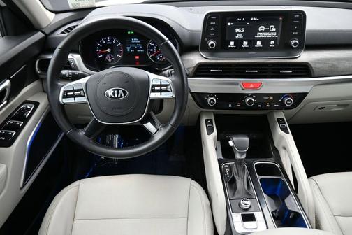 Glacial White Pearl 2021 Kia Telluride S